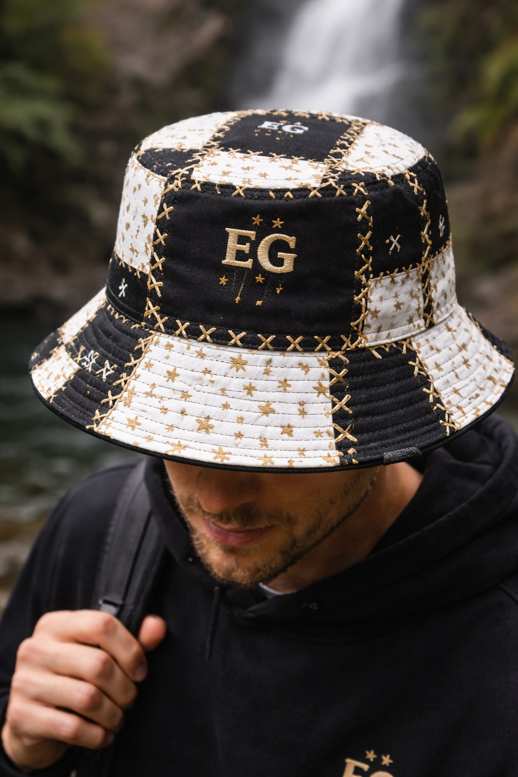 The quilted star Reversible bucket hat