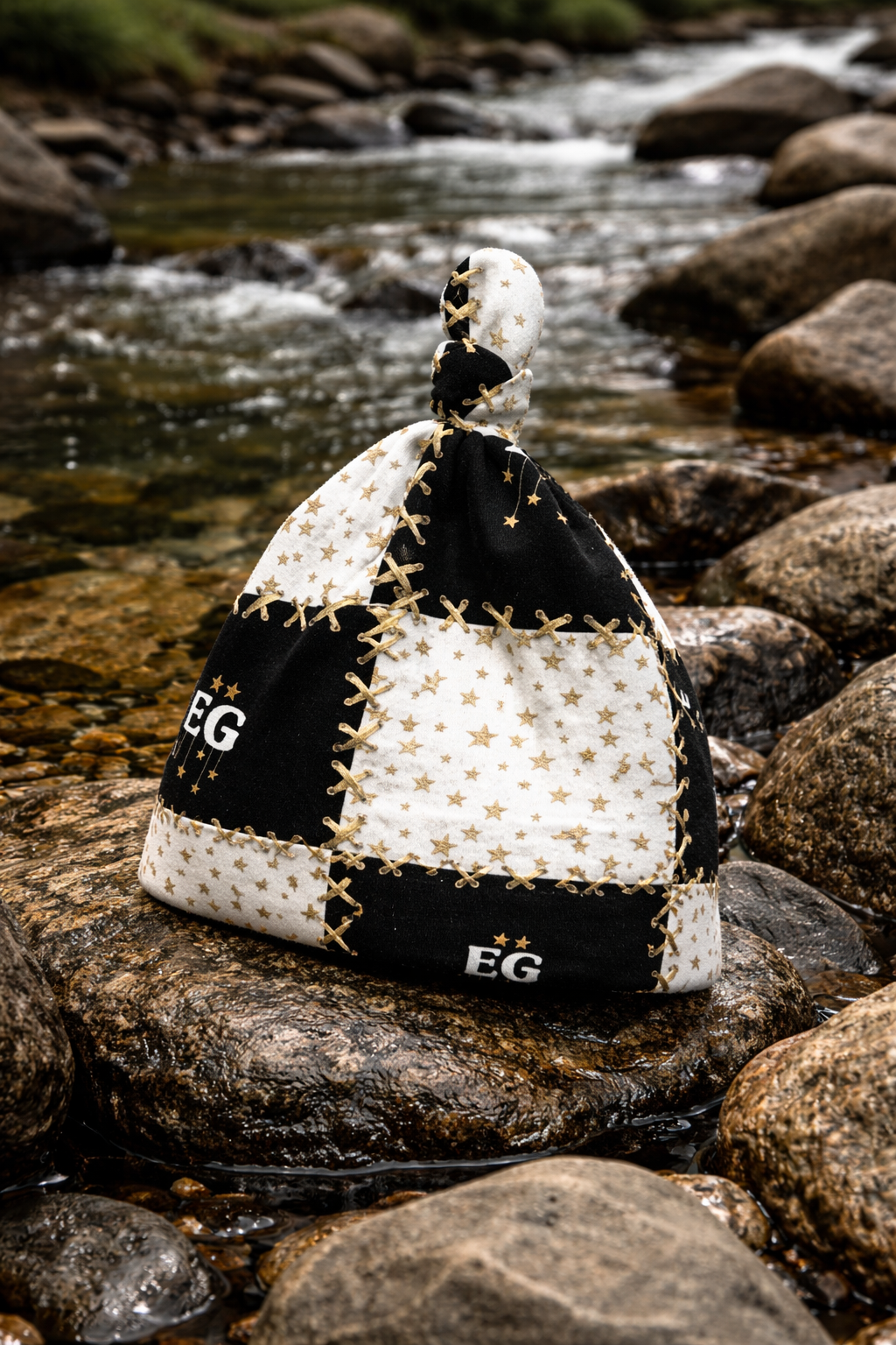 The quilted star Baby Beanie Top Knot