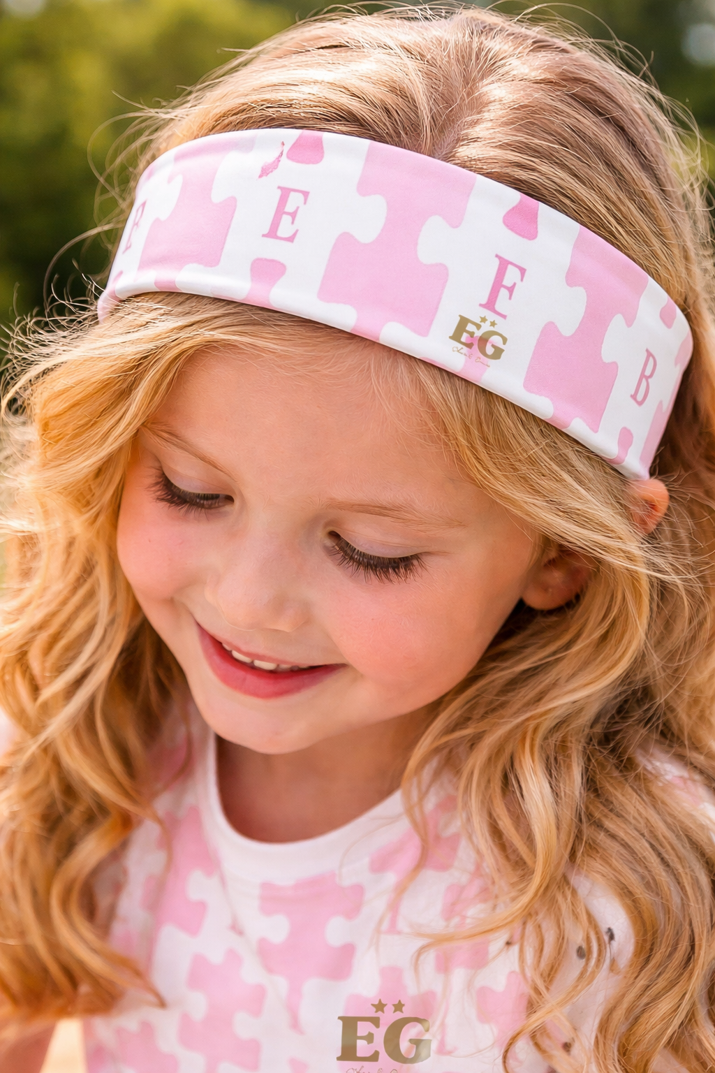 Cute and puzzled pink Headband